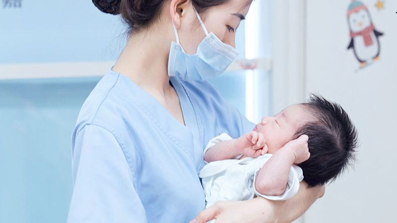 婴儿游泳洗澡一体机：价格背后的考量因素**